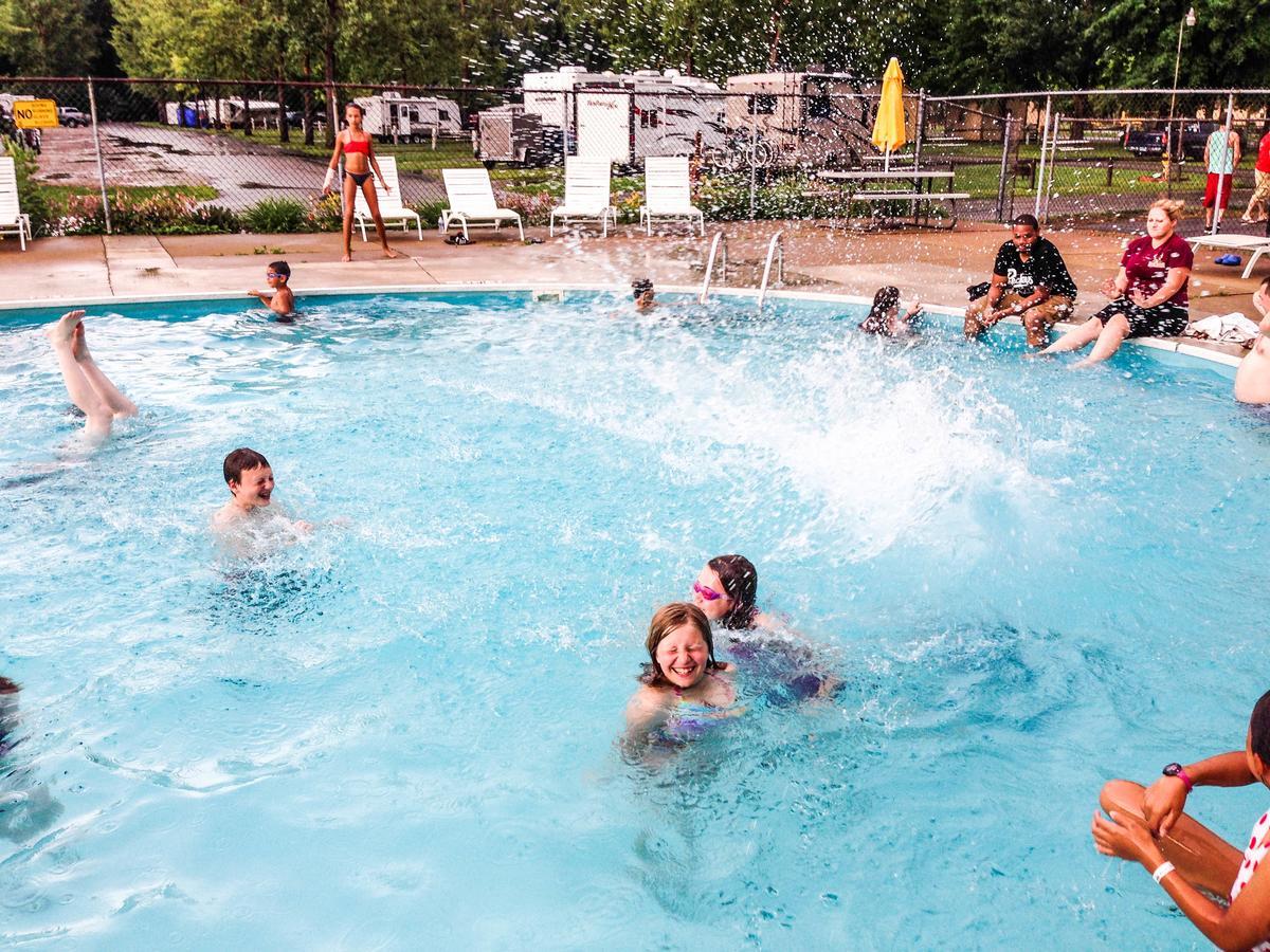 Sandusky Koa Holiday Campground Hotel Buitenkant foto