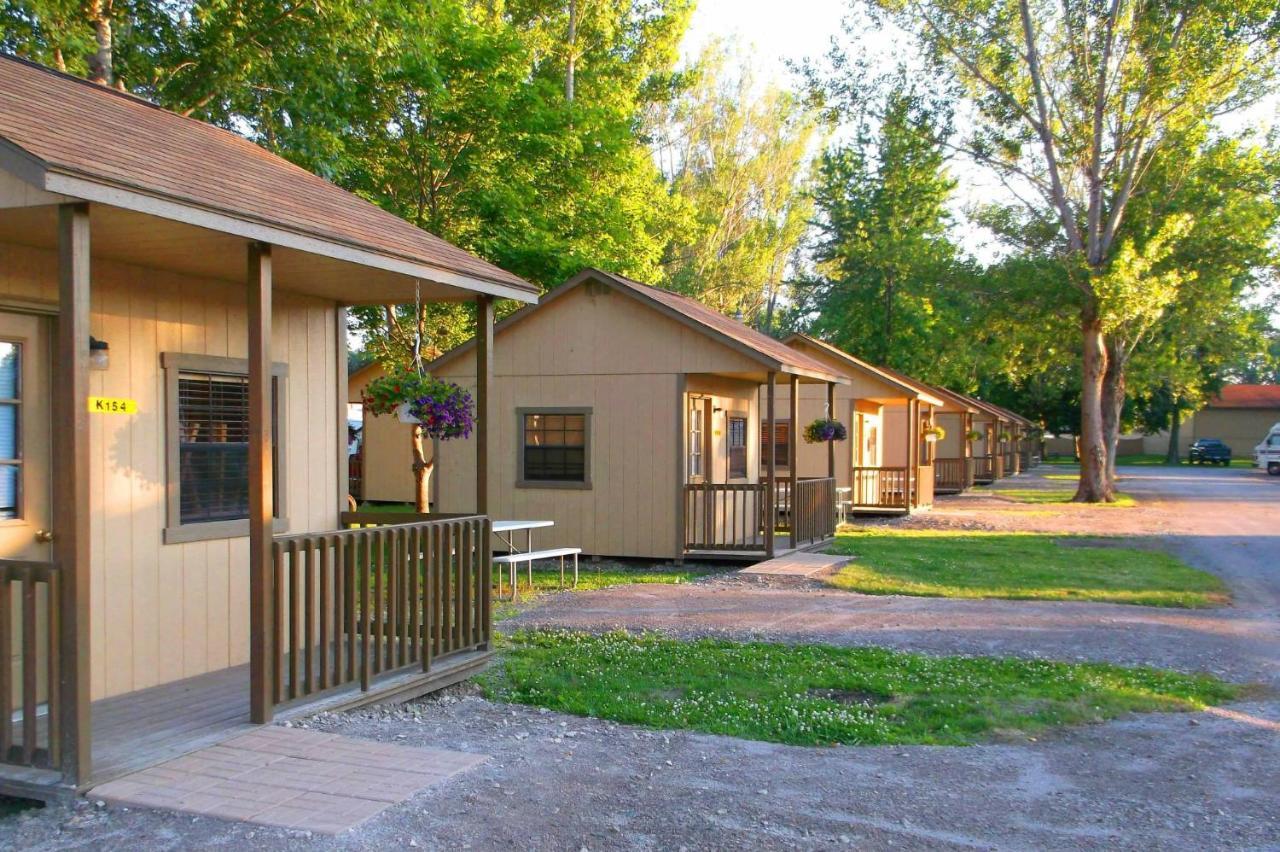 Sandusky Koa Holiday Campground Hotel Buitenkant foto